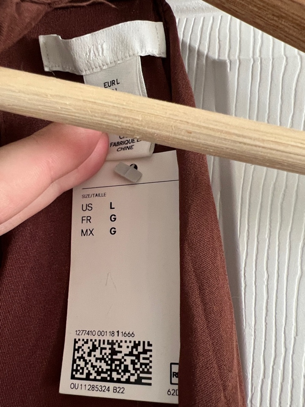 H&M Rust Brown Sleeveless Pleated Maxi Dress - Picture 2 of 3